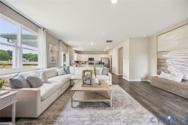 234 Glenmore Ln, Keswick, VA 22947