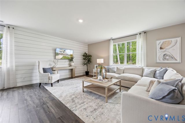 234 Glenmore Ln, Keswick, VA 22947