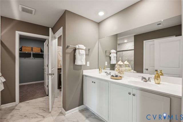 234 Glenmore Ln, Keswick, VA 22947