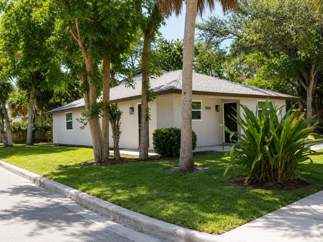 3058 PALMADELIA AVENUE, Sarasota, FL 34234