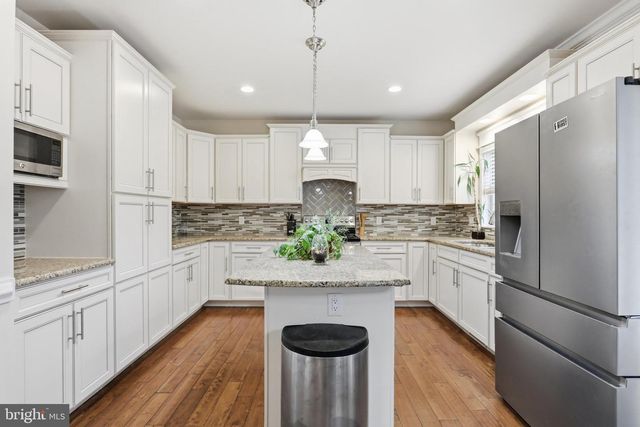 10738 APPLE TREE LN, Williamsport, MD 21795