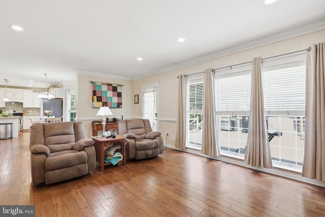 10738 APPLE TREE LN, Williamsport, MD 21795
