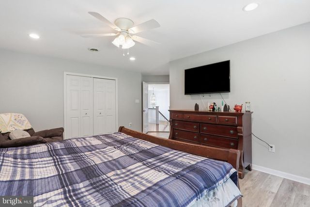 10738 APPLE TREE LN, Williamsport, MD 21795