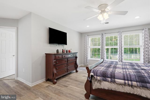10738 APPLE TREE LN, Williamsport, MD 21795