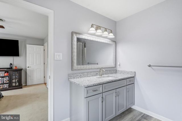 10738 APPLE TREE LN, Williamsport, MD 21795