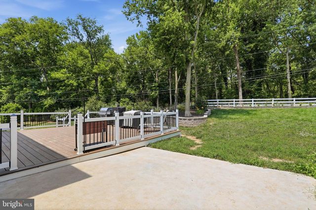 10738 APPLE TREE LN, Williamsport, MD 21795
