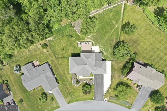 10738 APPLE TREE LN, Williamsport, MD 21795