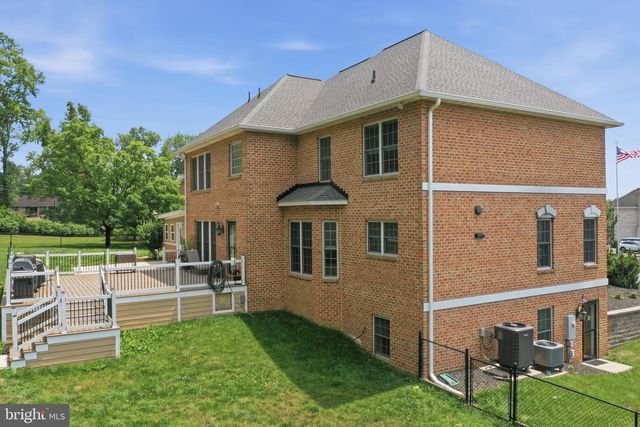 10738 APPLE TREE LN, Williamsport, MD 21795