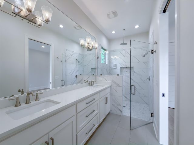 1317 N M L King Jr. Boulevard, Tallahassee, FL 32303