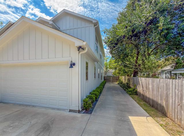 1317 N M L King Jr. Boulevard, Tallahassee, FL 32303