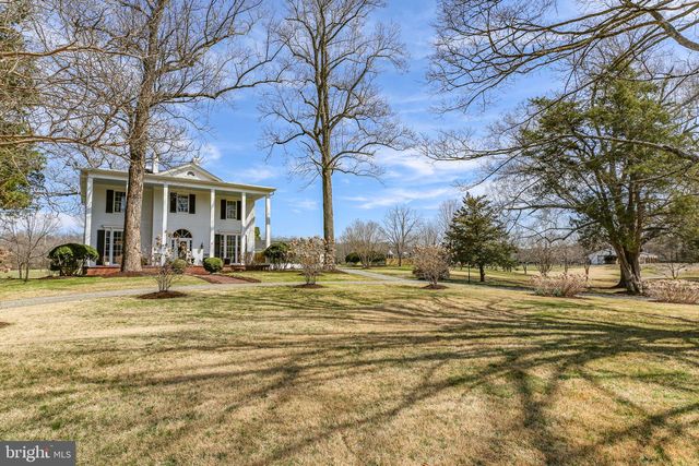 8065 MACEDONIA, Woodford, VA 22580
