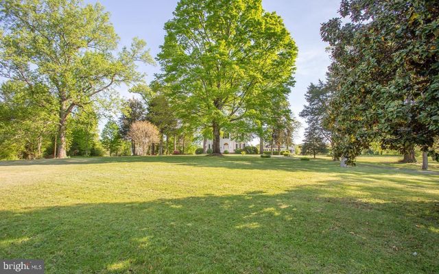 8065 MACEDONIA, Woodford, VA 22580