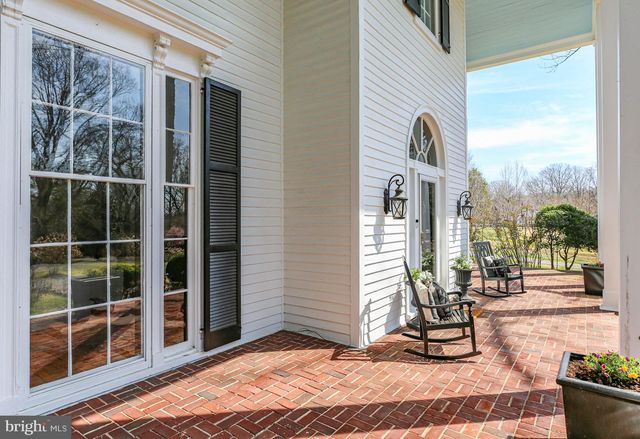8065 MACEDONIA, Woodford, VA 22580