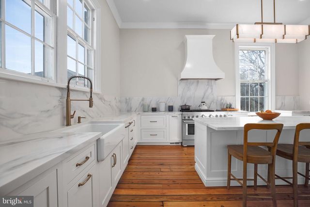 8065 MACEDONIA, Woodford, VA 22580