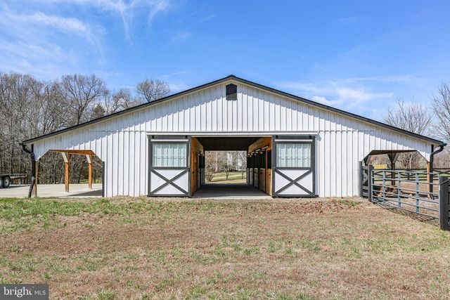 8065 MACEDONIA, Woodford, VA 22580