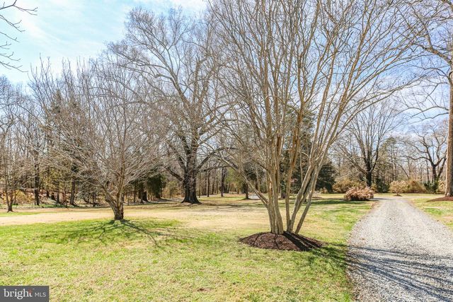 8065 MACEDONIA, Woodford, VA 22580