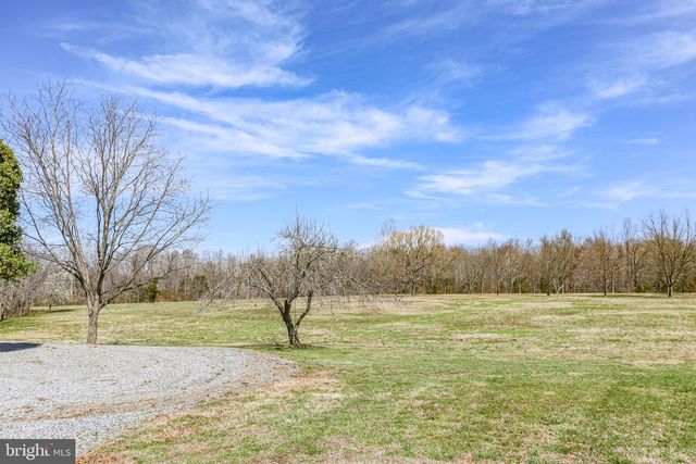 8065 MACEDONIA, Woodford, VA 22580