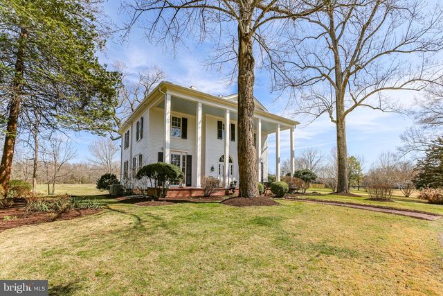 8065 MACEDONIA, Woodford, VA 22580