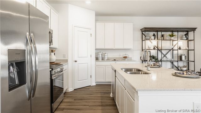 7993 Stacy Springs Boulevard, Charlestown, IN 47111