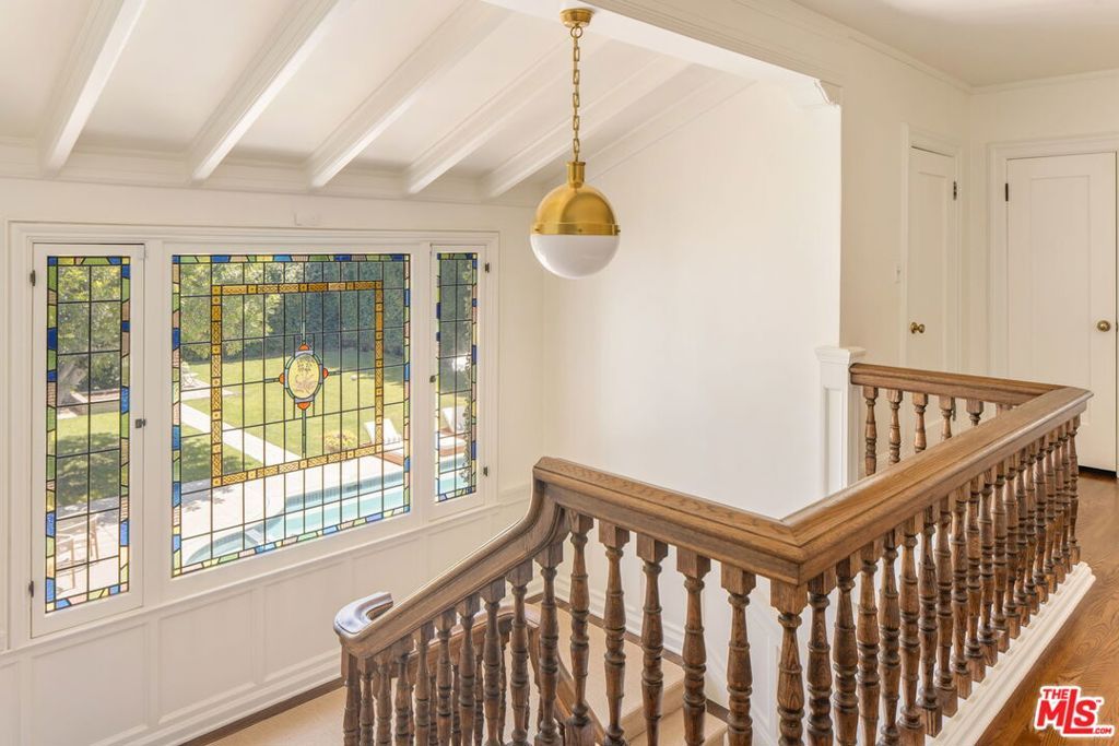 Image 25 of property listing at 612 Lorraine Boulevard, Los Angeles, CA 90005