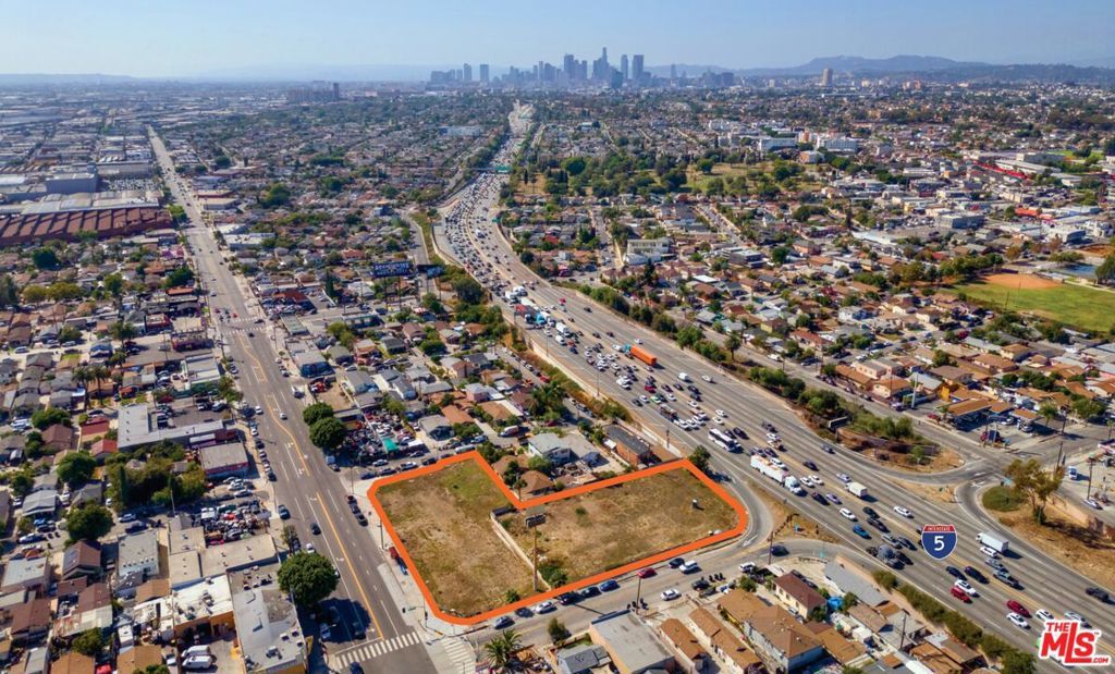 3965 E Olympic Blvd., East Los Angeles, CA 90023 — exterior