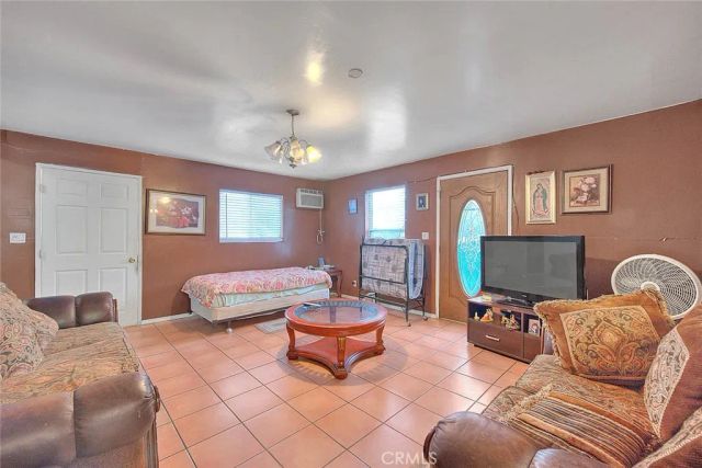 148 S Avenue 53, Los Angeles, CA 90042