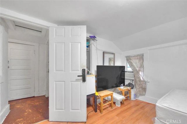 148 S Avenue 53, Los Angeles, CA 90042