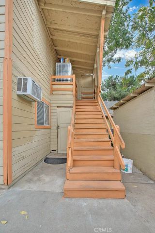 148 S Avenue 53, Los Angeles, CA 90042