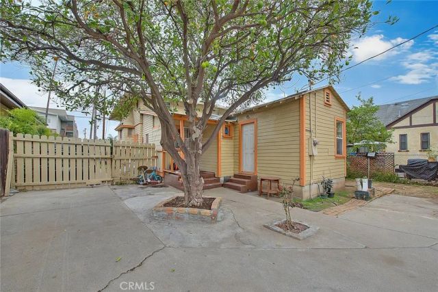 148 S Avenue 53, Los Angeles, CA 90042