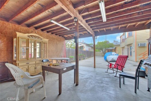 148 S Avenue 53, Los Angeles, CA 90042