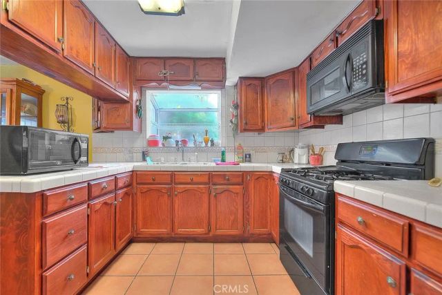 148 S Avenue 53, Los Angeles, CA 90042