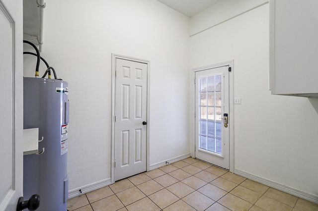 1306 Spring Branch Drive, Cove, TX 77523