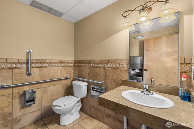 10 N Chelan Avenue, Wenatchee, WA 98801