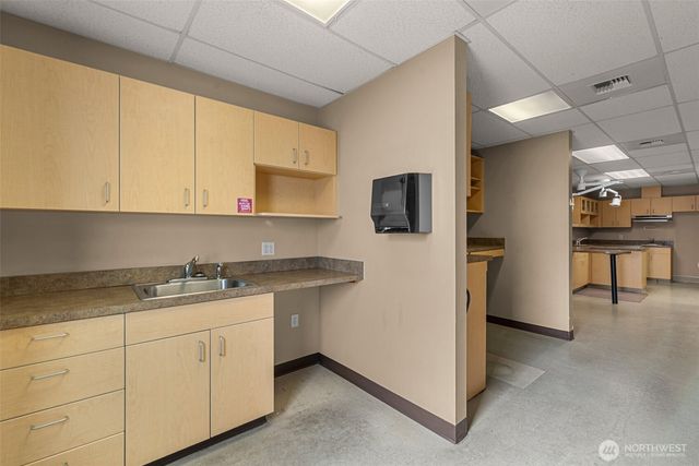 10 N Chelan Avenue, Wenatchee, WA 98801