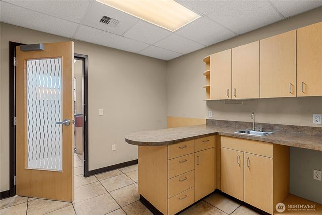 10 N Chelan Avenue, Wenatchee, WA 98801