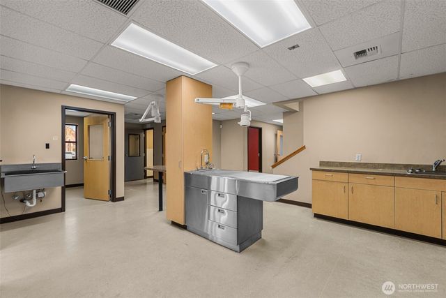 10 N Chelan Avenue, Wenatchee, WA 98801