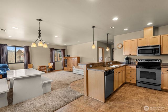 10 N Chelan Avenue, Wenatchee, WA 98801