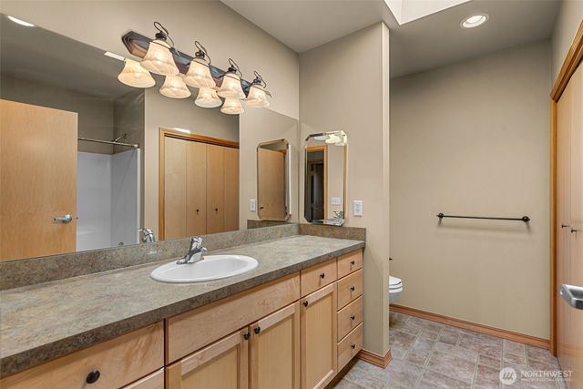 10 N Chelan Avenue, Wenatchee, WA 98801