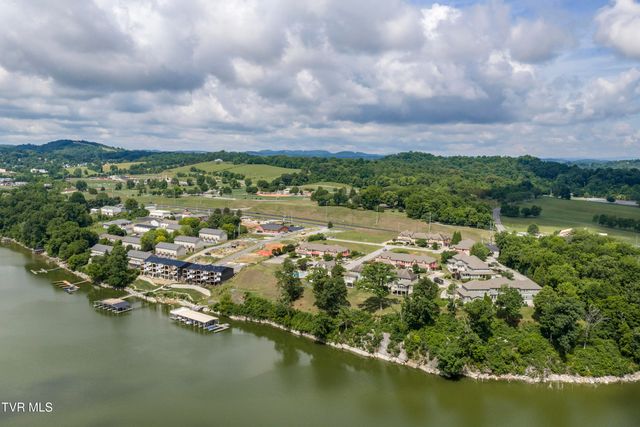 15 Palisades Pointe 15, Johnson City, TN 37601