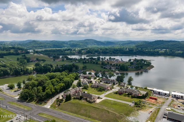 15 Palisades Pointe 15, Johnson City, TN 37601