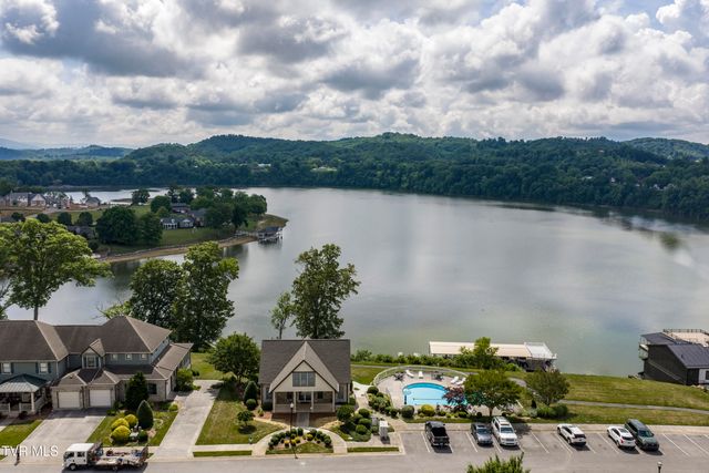 15 Palisades Pointe 15, Johnson City, TN 37601