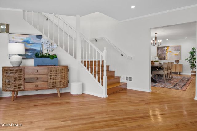 340 Santa Inez Way, La Canada Flintridge, CA 91011