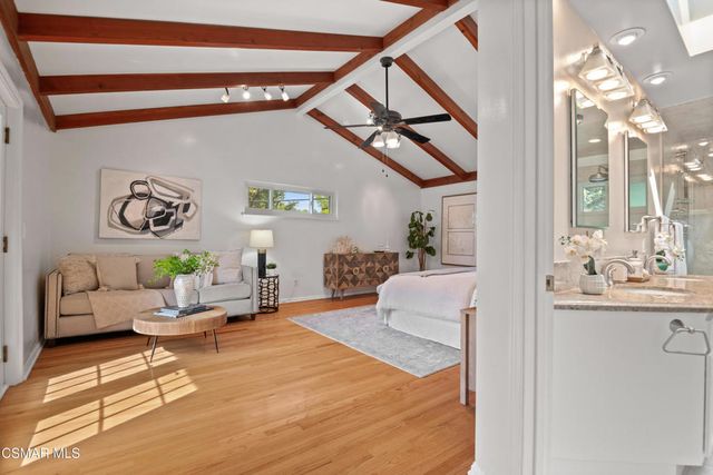 340 Santa Inez Way, La Canada Flintridge, CA 91011