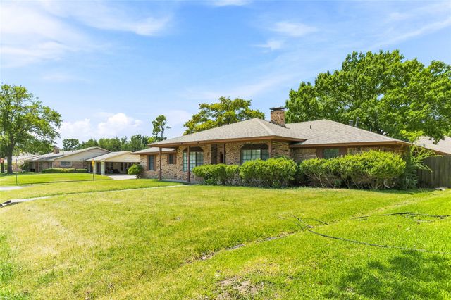 1610 Archer Circle, Sherman, TX 75092