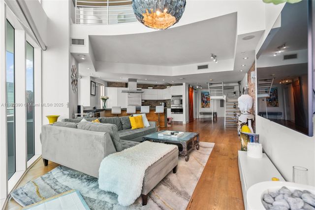 60 SW 13th St 4616, Miami, FL 33130