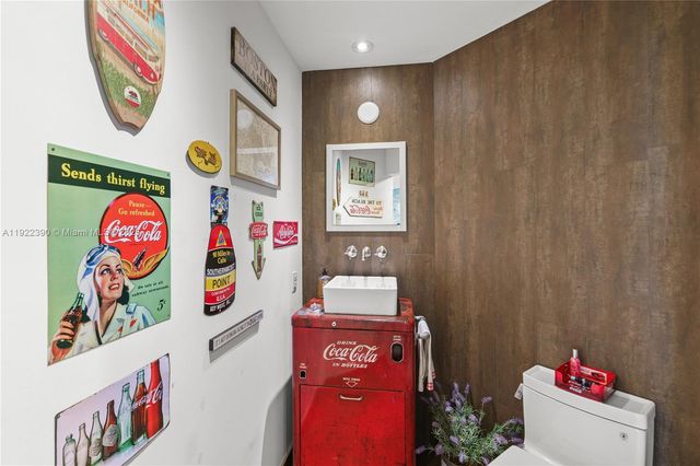 60 SW 13th St 4616, Miami, FL 33130