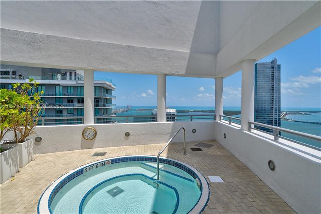 60 SW 13th St 4616, Miami, FL 33130