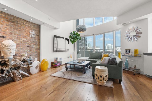 60 SW 13th St 4616, Miami, FL 33130