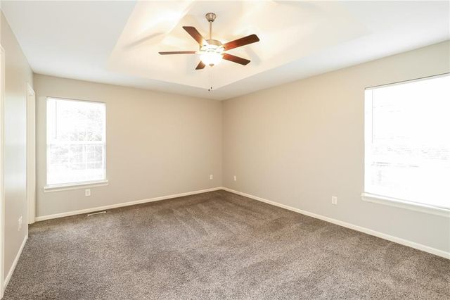 19616 E 7th Street Court, Independence, MO 64056