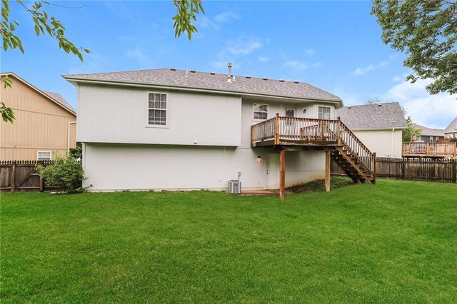 19616 E 7th Street Court, Independence, MO 64056